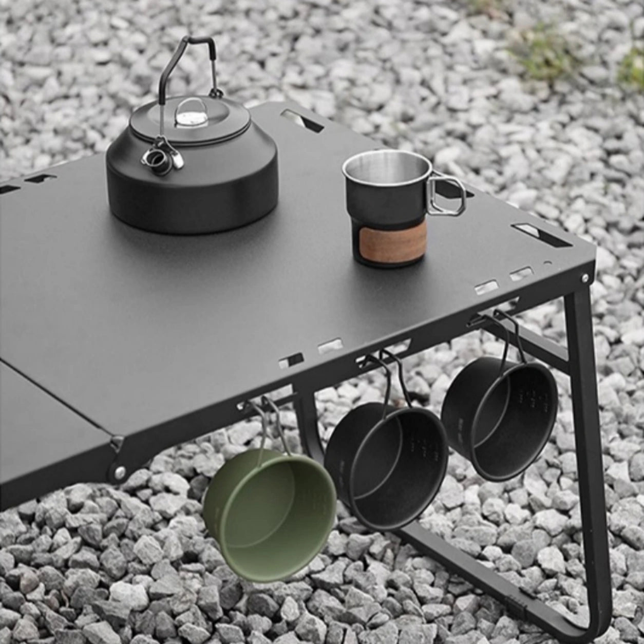 Portable IGT Folding Camp Table