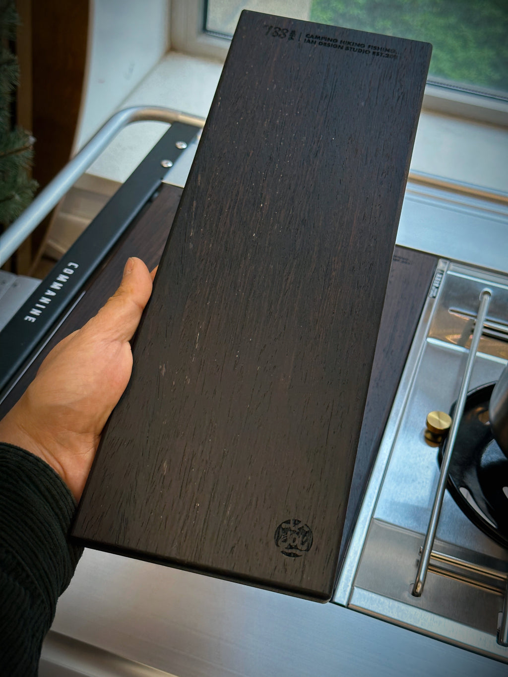 Universal Wenge Wood 0.5-Unit IGT Insert